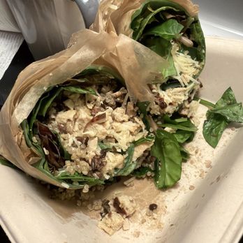 Diced- Country Walk - THIS IS THE SECOND ORDER. YOU CAN CLEARLY SEE THATS REAL GRILLED CHICKEN, NOT VEGAN CHICKEN. like seriously.....? This isn't funny. - Juice Bars & Smoothies Near Me - Miami, Florida