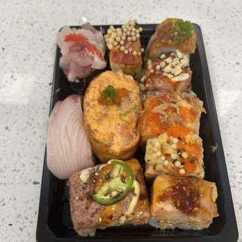 FOB Sushi Bar - Sushi Bars Near Me - Seattle, Washington FOB Sushi Bar - Sushi Bars Near Me - Seattle, Washington