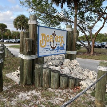 Boater's Grill - Seafood Near Me - Key Biscayne, Florida Boater's Grill - Seafood Near Me - Key Biscayne, Florida