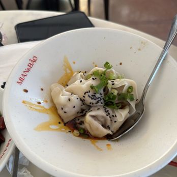 Mian & Bao - Another chili oil dumpling dish - Dim Sum Near Me - Honolulu, Hawaii Mian & Bao - Another chili oil dumpling dish - Dim Sum Near Me - Honolulu, Hawaii