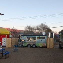 Pacific Rim Food Park - Stopped at Pacific Rim food Park and got some vegetarian Vietnamese food at sunset on a chilly winter night.