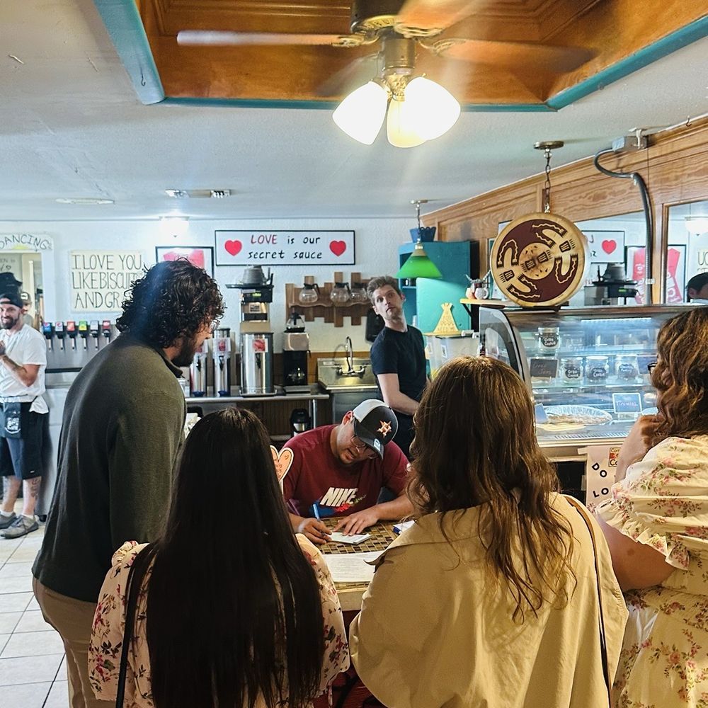 Comfort Cafe - Breakfast & Brunch Near Me - Smithville, Texas