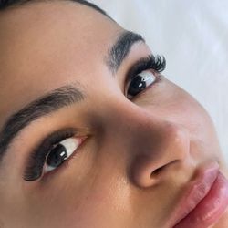 Brickellashes - Russian Volume Lashes