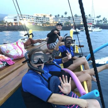 Hawaiian Coastline Adventures - Boat Charters Near Me - Kailua-kona, Hawaii