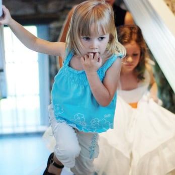 Aurora Meneghello Productions - Photographers Near Me Aurora Meneghello Productions - Photographers Near Me