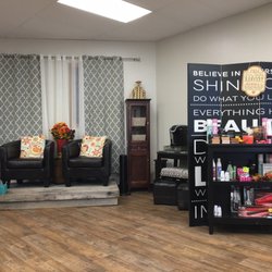 Next Level Salon - Cute little place