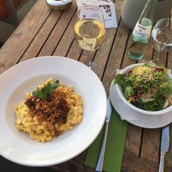Zum Schiff - Käsknöpfle mit Beilagensalat