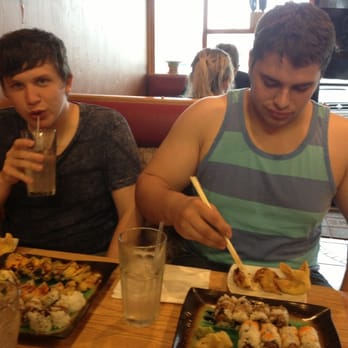 Sushi UNI - Sushi Bars Near Me - Lenexa, Kansas
