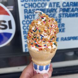Vanilla crunch cone