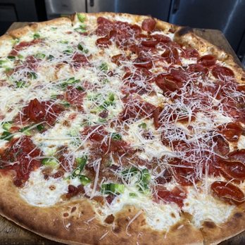 32 Degrees - Yummy fresh pizza! - Bars Near Me - Plano, Texas