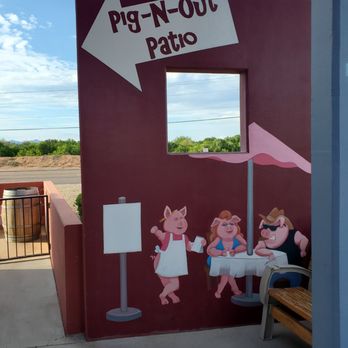 Tom's BBQ - Having some bbq. - Barbeque Near Me - Mesa, Arizona Tom's BBQ - Having some bbq. - Barbeque Near Me - Mesa, Arizona