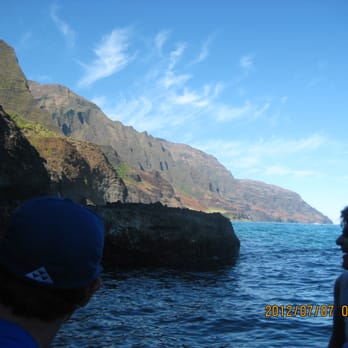 North Shore Charters - Into the caves - Boating Near Me - Kilauea, Hawaii North Shore Charters - Into the caves - Boating Near Me - Kilauea, Hawaii