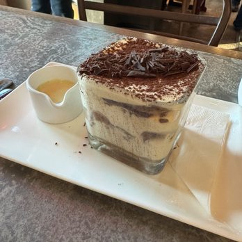 Piccolo Buco by Cooper's Hawk - Tiramisu - Wine Bars Near Me - Tampa, Florida
