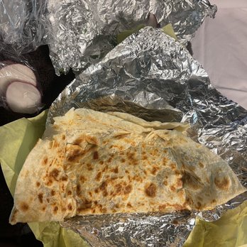 Taco Azteca Original - Chicken quesadilla - Mexican Near Me - Glendale, California Taco Azteca Original - Chicken quesadilla - Mexican Near Me - Glendale, California