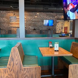 a tv in a restaurant a tv in a restaurant