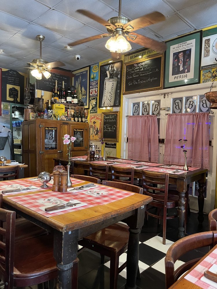 Le Bouchon Du Grove