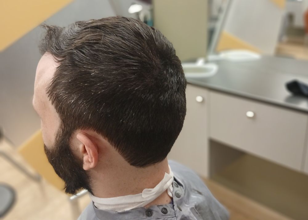Thaitianna Cuts Hair Logo