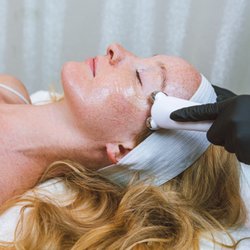 Silver Mirror Facial Bar - Brickell