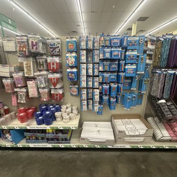 Dollar Tree - Discount Store Near Me - Ventura, California