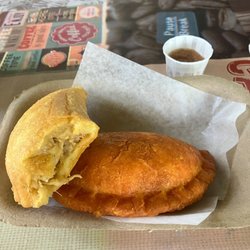 Sabor De Los Andes - Empanadas