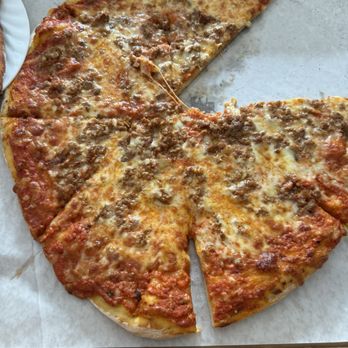 Capones Italian eatery - Sausage vodka pizza - Pizza Near Me - Penfield, New York
