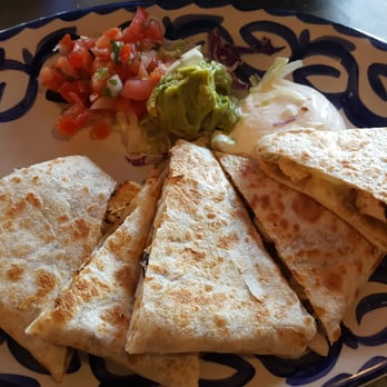Chevys Fresh Mex - Chicken fajita quesadilla - Mexican Near Me - Olivette, Missouri Chevys Fresh Mex - Chicken fajita quesadilla - Mexican Near Me - Olivette, Missouri