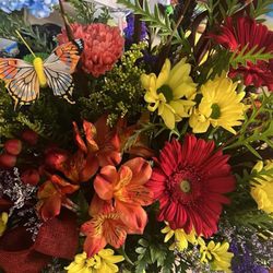 Ariel's Flowers & Gifts - So pretty, and delivered the same day!
