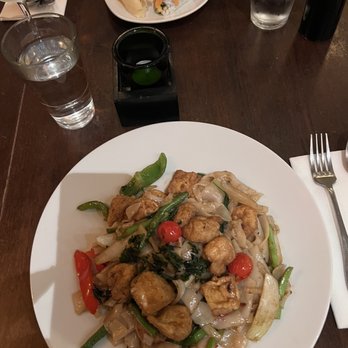 Rice - Drunken Noodle - Thai Near Me - Washington, DC, District of Columbia Rice - Drunken Noodle - Thai Near Me - Washington, DC, District of Columbia