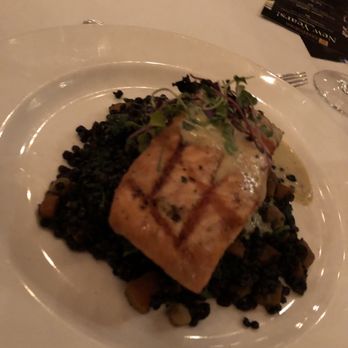 Cafe Santorini - Grilled salmon - Italian Near Me - Pasadena, California
