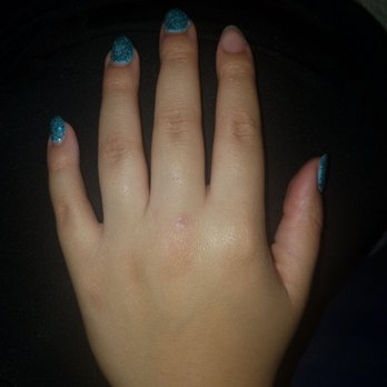Vic's Nails & Spa - This is the gel manicure that only lasted 2 days. The polish finally chipped all the off. - Nail Salons Near Me - Creve Coeur, Missouri