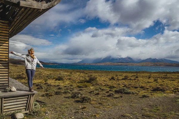 Quasar Expeditions by null