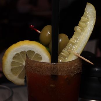 Benedict's La Strata - Nice Bloody Mary. (keepsmilingphoto.com) - Breakfast & Brunch Near Me - Crystal Lake, Illinois
