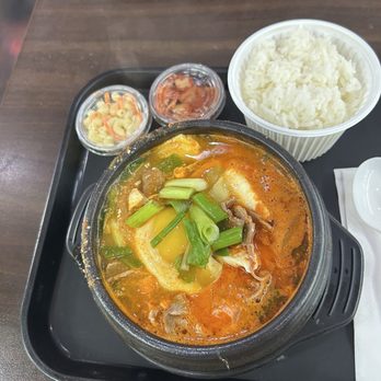 Dami K-food - Tofu and bulgogi stew - Korean Near Me - Los Angeles, California