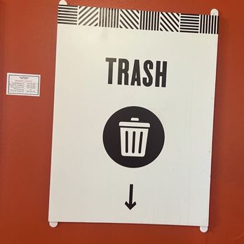Blaze Pizza - It's the trash in SF - Pizza Near Me - San Francisco, California Blaze Pizza - It's the trash in SF - Pizza Near Me - San Francisco, California