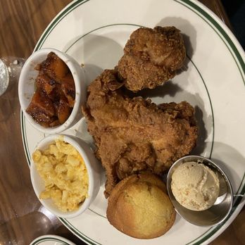 Fixins - Chicken plate - Soul Food Near Me - Detroit, Michigan