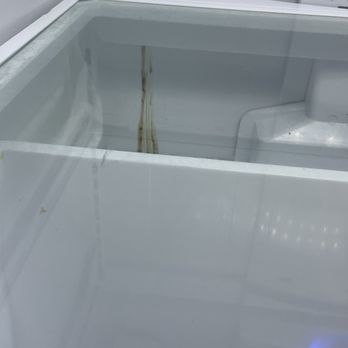 I-Clean Services - Inside the fridge, behind the drawer that they didn't even see. They stole my medicine that was in this fridge. - Home Cleaning Near Me I-Clean Services - Inside the fridge, behind the drawer that they didn't even see. They stole my medicine that was in this fridge. - Home Cleaning Near Me