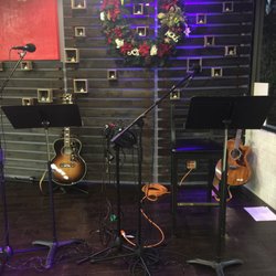 REFUGE CALVARY CHAPEL HB - 20 Photos & 22 Reviews - 7800 Edinger Ave ...