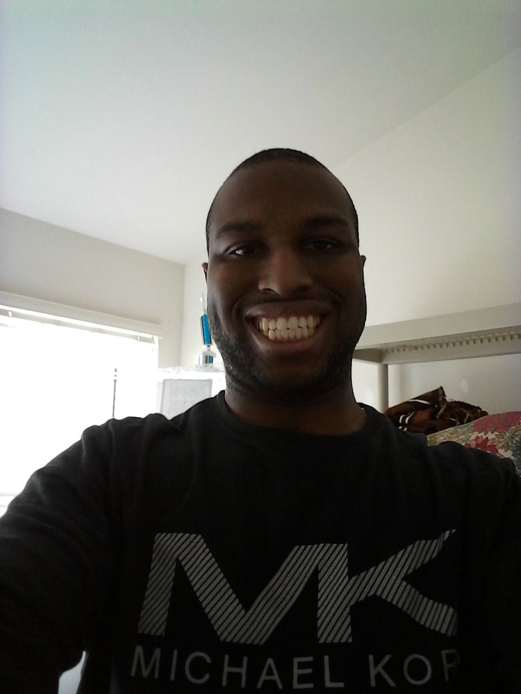 Ali's Hair Salon Logo