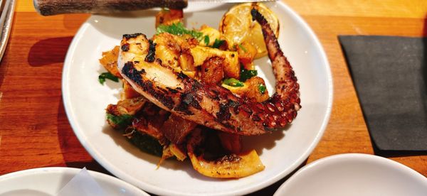 Oporto Fooding House & Wine by null
