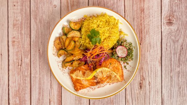 Ginger Cafe&Grill by null