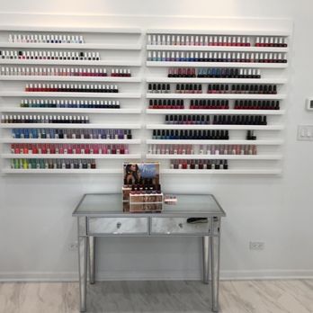 M Nails Boutique - Nail Salons Near Me - Schaumburg, Illinois