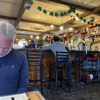 Galazio Restaurant - Bar area - Mediterranean Near Me - La Plata, Maryland