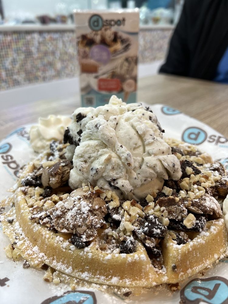 D SPOT DESSERT CAFE Updated September 2024 16 Photos 2058