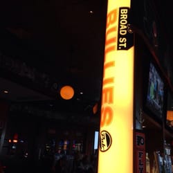 Broad Street Bullies - Center bar!!