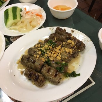 Pho Bang Restaurant - Rolled beef filled with scallions and topped with crushed peanuts - Vietnamese Near Me - Flushing, New York Pho Bang Restaurant - Rolled beef filled with scallions and topped with crushed peanuts - Vietnamese Near Me - Flushing, New York