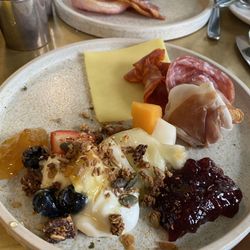 Bingham Riverhouse - Breakfast from the buffet. Yogurt, oats, jams, and cured meats