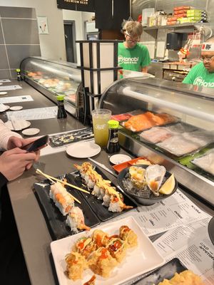 Hanabi Sushi & Rolls by null