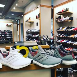 GF Shoe Store - Rare boost