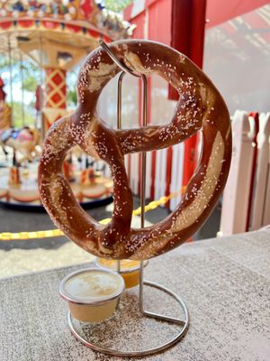 Jaxson's Ice Cream Parlor & Restaurant by null