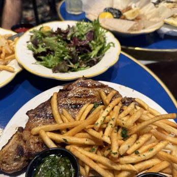 Figaro Bistrot - French Near Me - Los Angeles, California